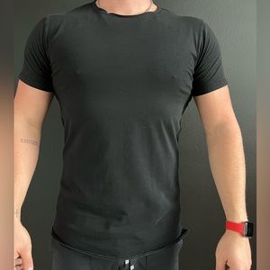 Alphalete scoop T-shirt